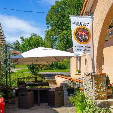 Camping - Piscine - Ccbaieb Montjoie-en-Couserans Exteriör bild