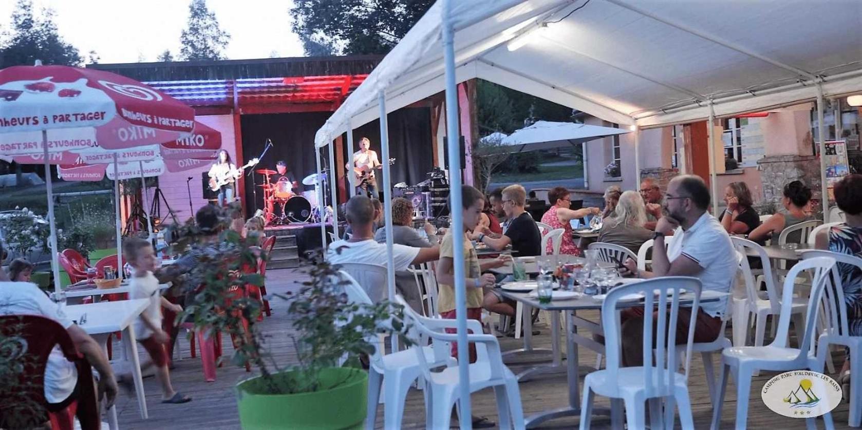 Camping - Piscine - Ccbaieb Montjoie-en-Couserans Exteriör bild