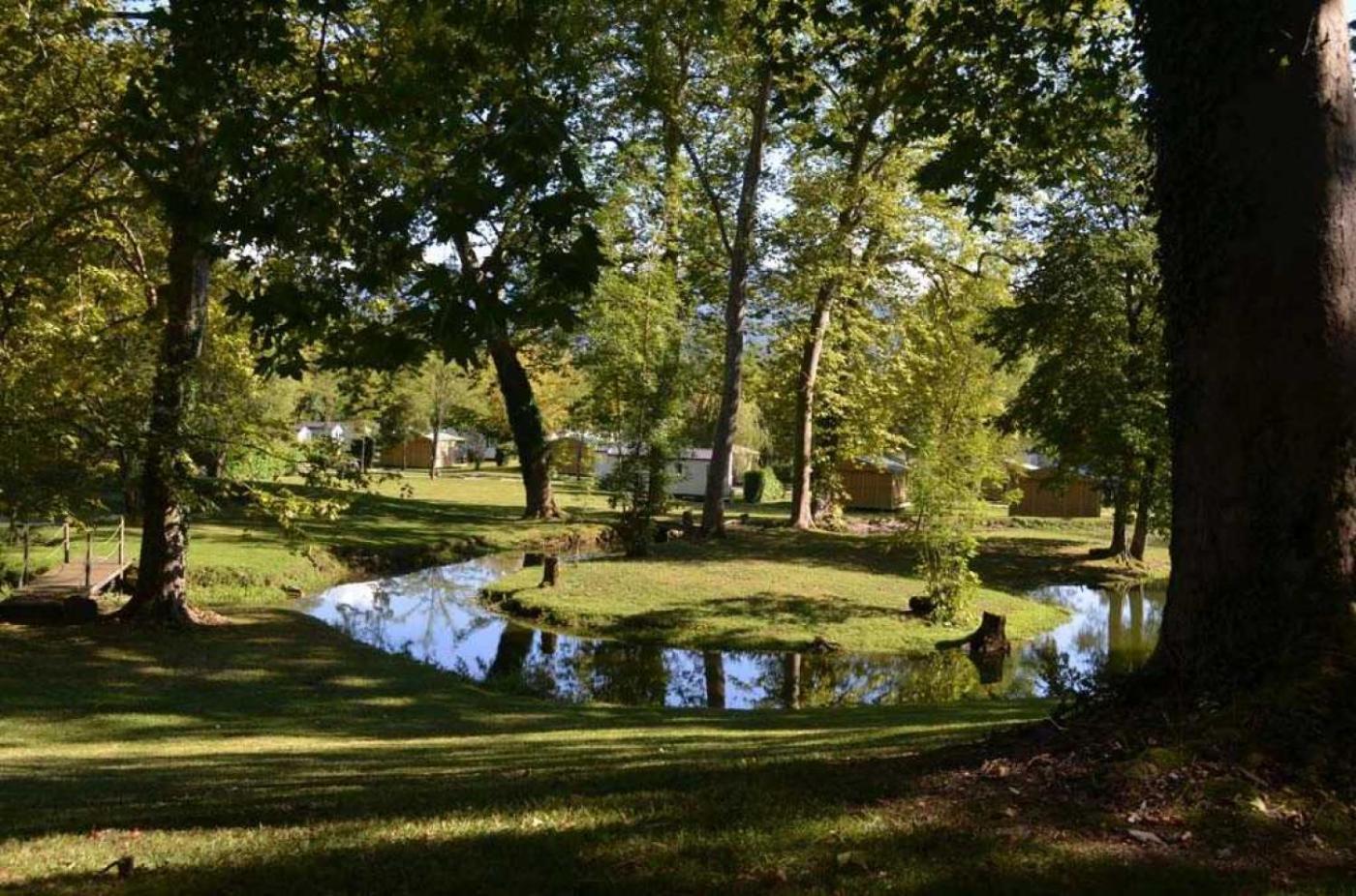 Camping - Piscine - Ccbaieb Montjoie-en-Couserans Exteriör bild