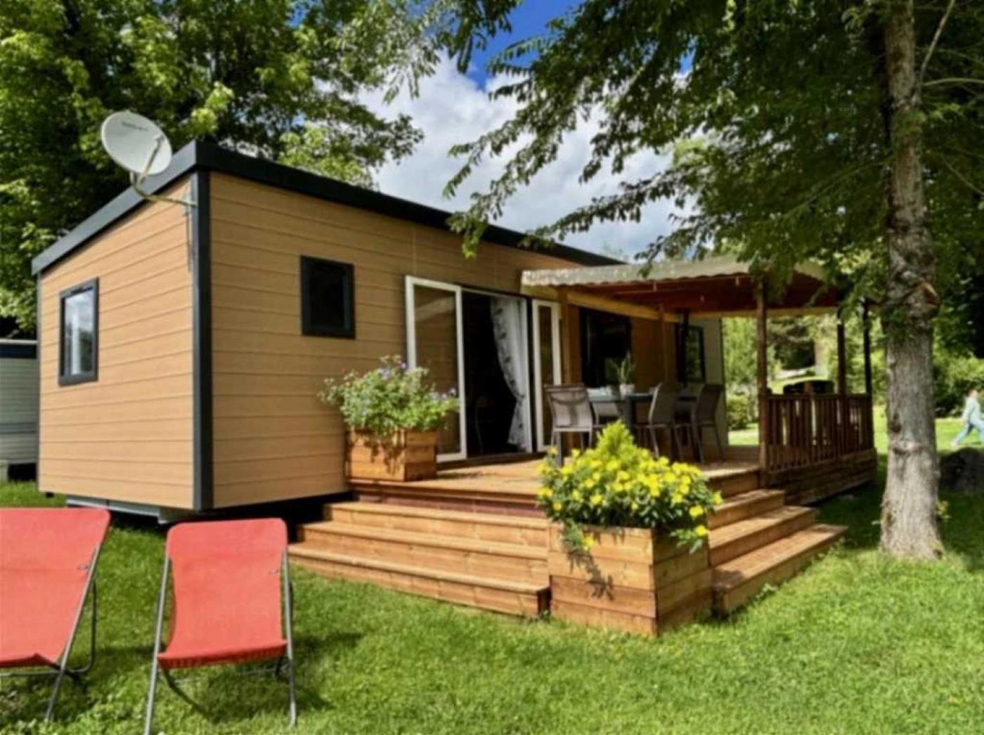 Camping - Piscine - Ccbaieb Montjoie-en-Couserans Exteriör bild