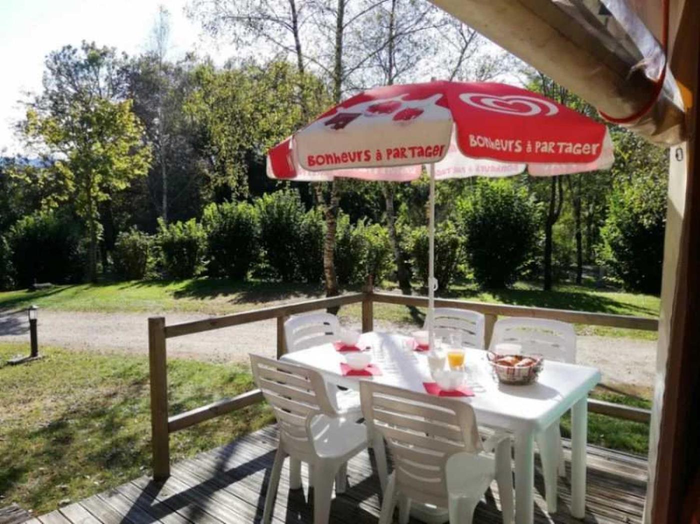 Camping - Piscine - Ccbaieb Montjoie-en-Couserans Exteriör bild